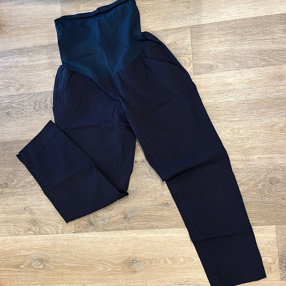 A Pea in the Pod Navy dress pants (S)w/ Pockets